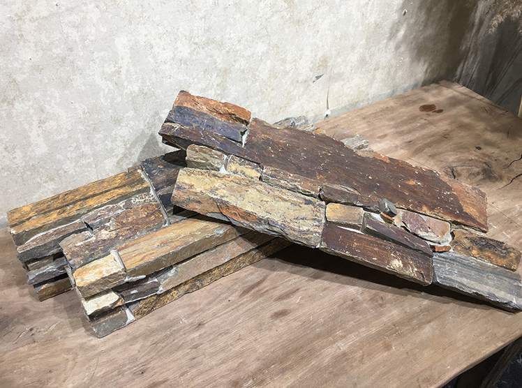Z-Shape natural slate panels with a sleek, modern design for wall cladding