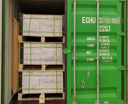 Secure packaging solution for stacked stone blocks in containers