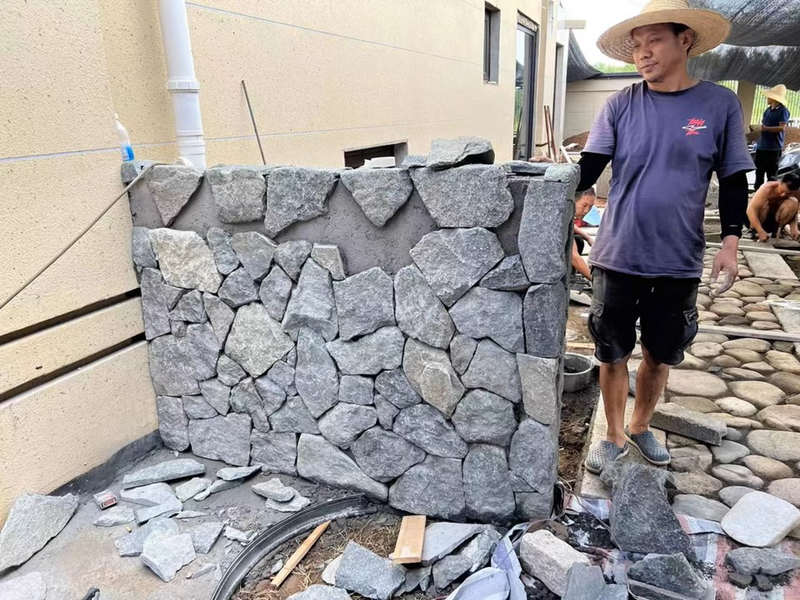 Loose granite stone ideal for landscaping projects