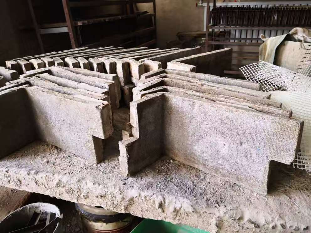One-piece L-shape fixed corner stacked stone panel for wall cladding