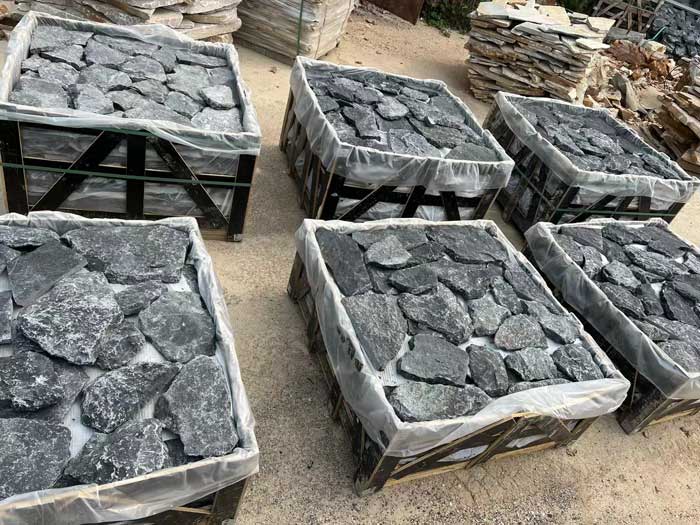 Natural loose stone wall cladding in various textures and colors
