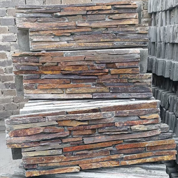 Rustic wooden planks in a thin, elegant arrangement