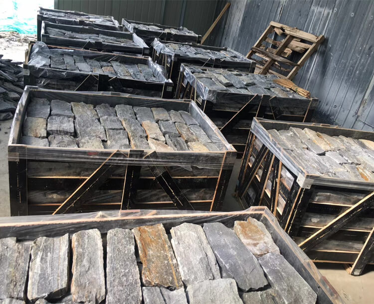 Natural dry stack stone for sale, ideal for landscaping projects.